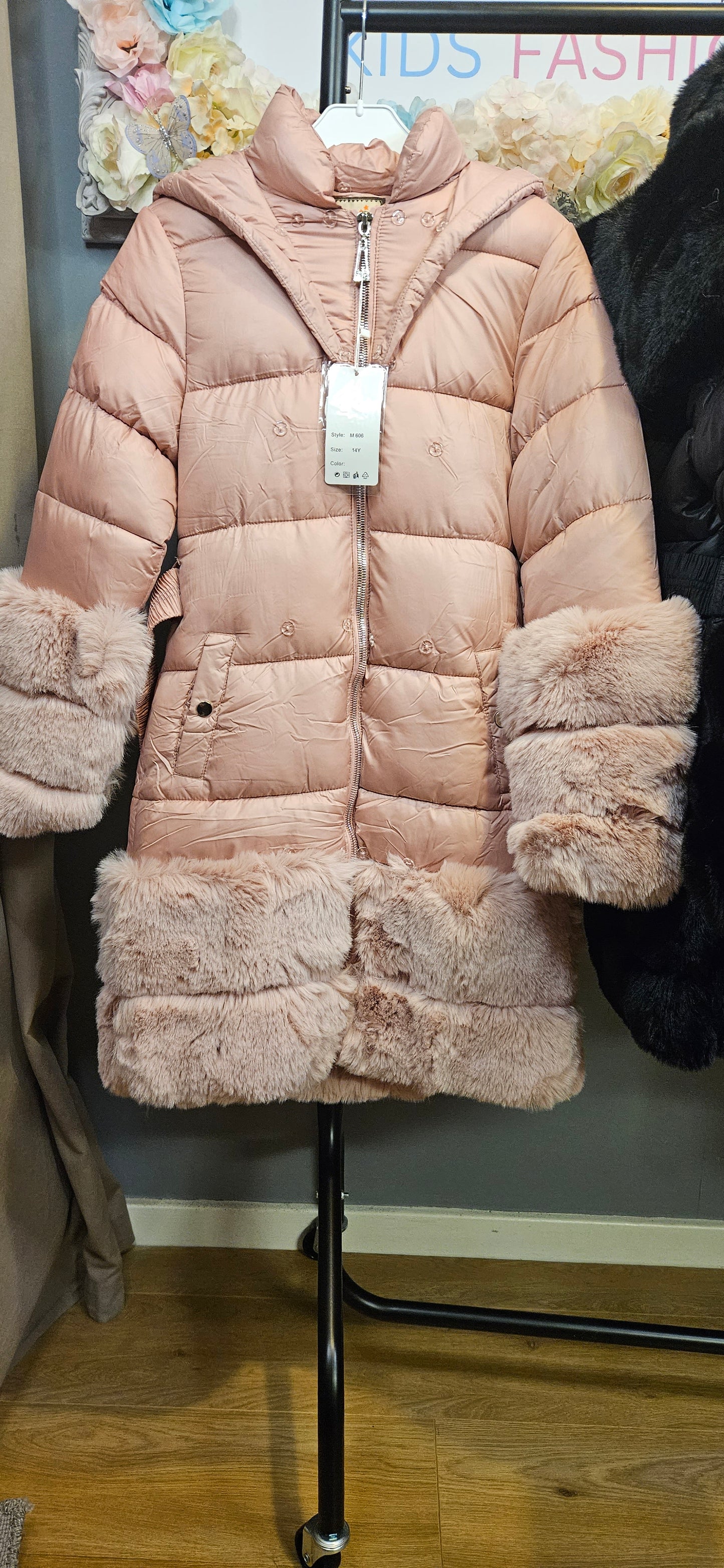 Girls pink fux fur coat with detachable fur